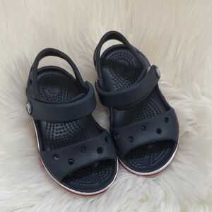 Crocs- Kids Navy Sandals C5